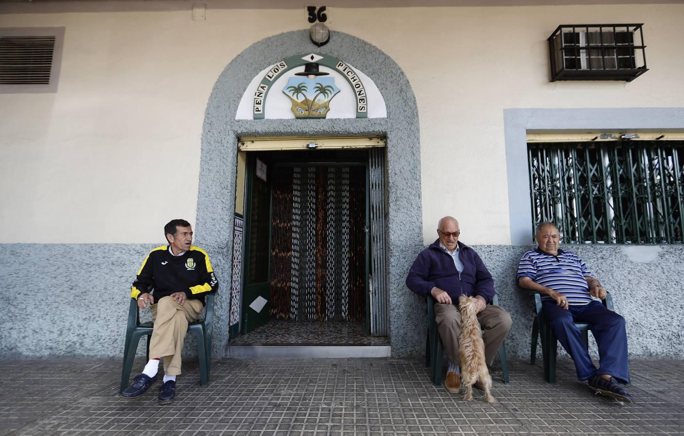 Las Palmeras: la economía de la línea 8 que sustenta al barrio más castigado de Córdoba